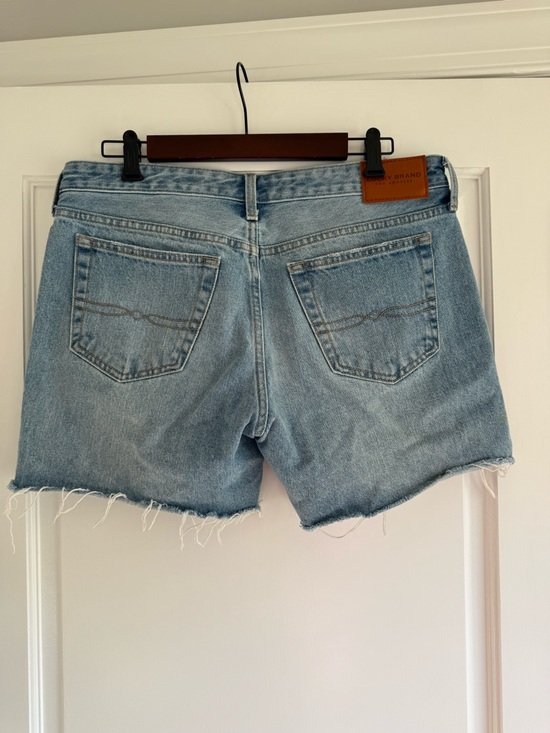 Lucky Brand Women’s Boyfriend Short Denim Jean Shorts - Size 8/29 - Picture 3 of 5
